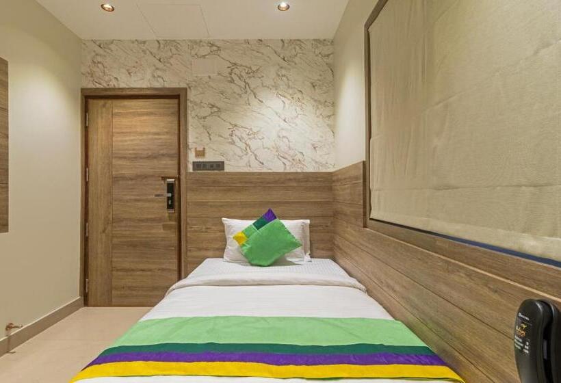 חדר אקונומי, Treebo Tiba