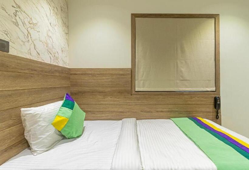 חדר אקונומי, Treebo Tiba