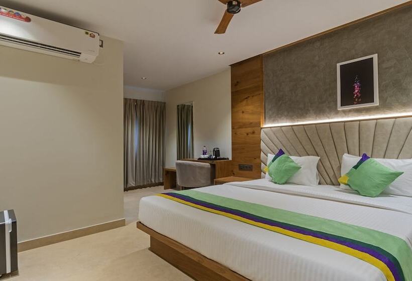 חדר דלוקס, Treebo Tiba