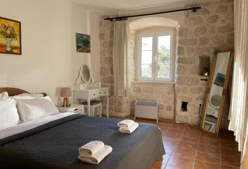 آپارتمان 1 خوابه با چشمانداز دریا, Villaoldmariner