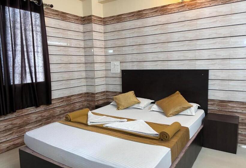 חדר דלוקס, Yamuna Vihar Toursit Home