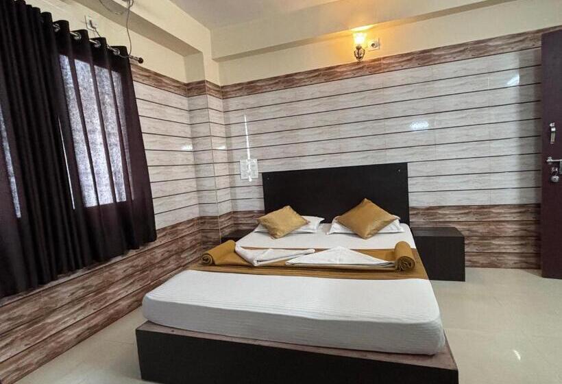Номер Deluxe, Yamuna Vihar Toursit Home