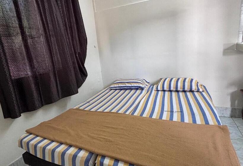 חדר אקונומי, Yamuna Vihar Toursit Home