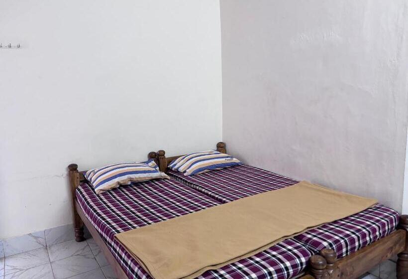 Номер Economy, Yamuna Vihar Toursit Home