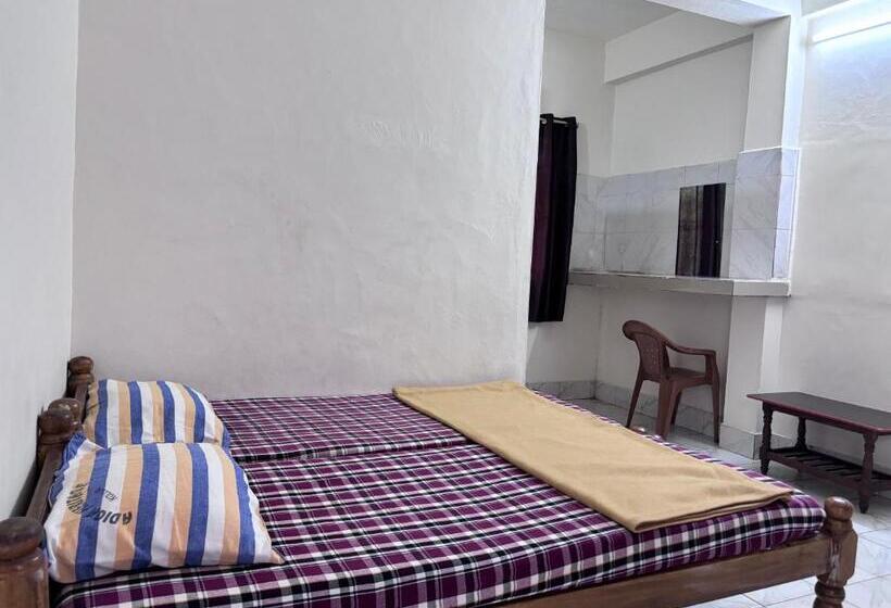 חדר אקונומי, Yamuna Vihar Toursit Home