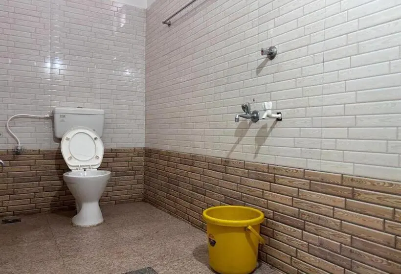 デラックスの４人部屋, Yamuna Vihar Toursit Home
