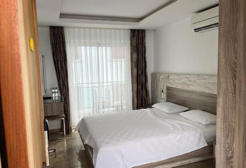 Camera Standard, Nar Twinn Otel