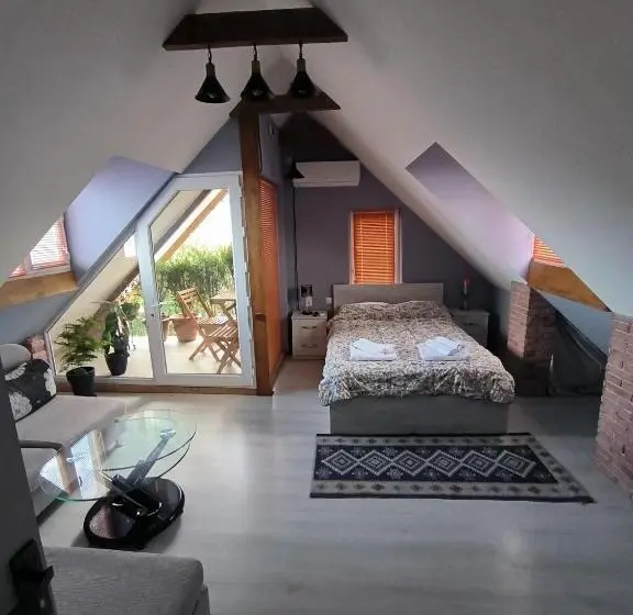 اتاق استاندارد با بالکن, Guest House Calma
