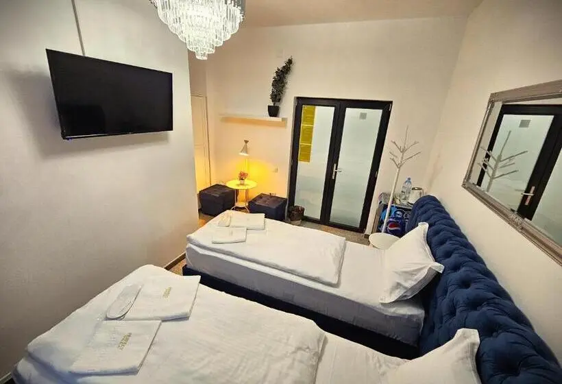 اتاق لوکس, Perfect Villa Ploiesti