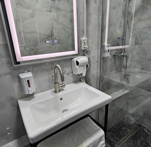 디럭스 트리플 룸, Perfect Villa Ploiesti