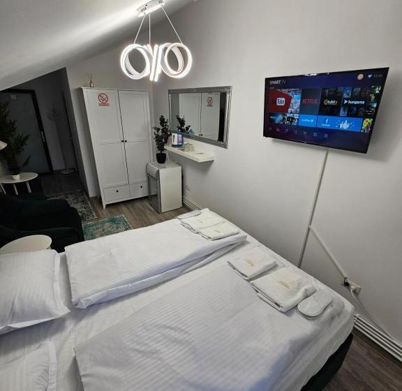 Трехместный Номер Deluxe, Perfect Villa Ploiesti