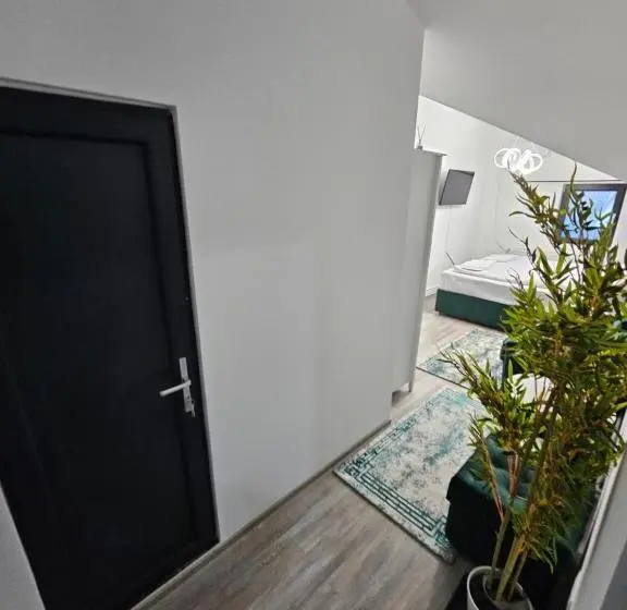 اتاق لوکس سه تخته, Perfect Villa Ploiesti