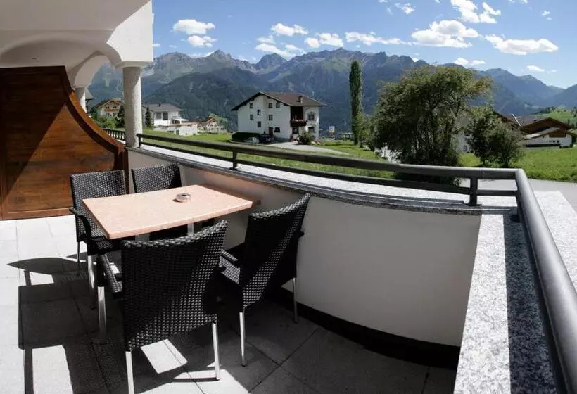 آپارتمان 2 خوابه, Apart Hotel Alpinsonnenresidenz