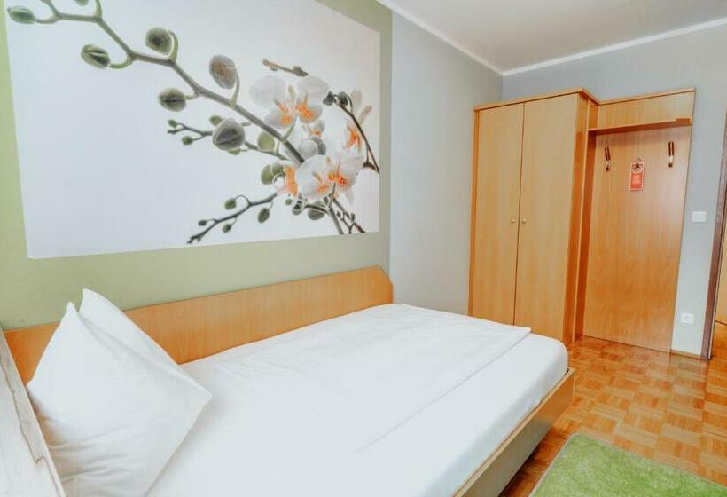 Номер Стандарт Индивидуальный, Am Kapuzinerplatz