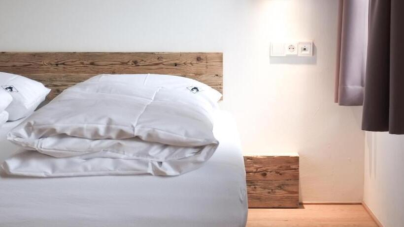 غرفة عائلية, Bären