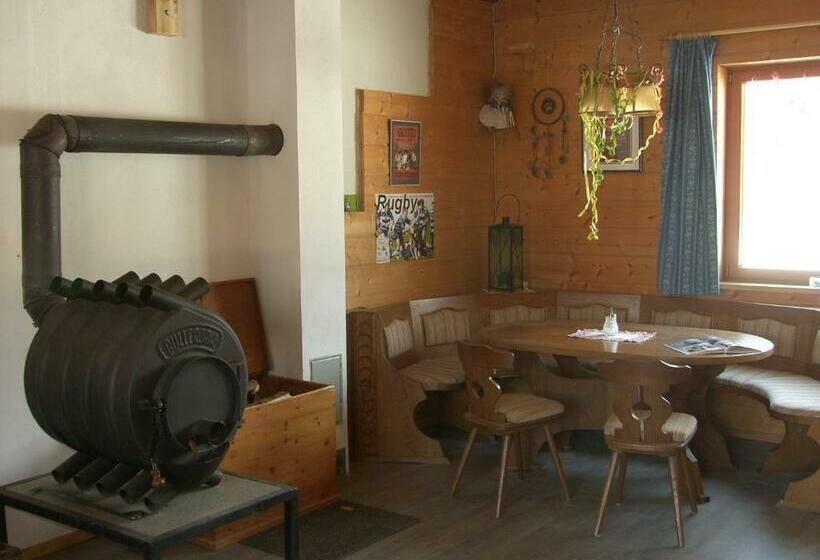 شقة غرفة واحدة, Espi Stables Ferienhof Esterhammer