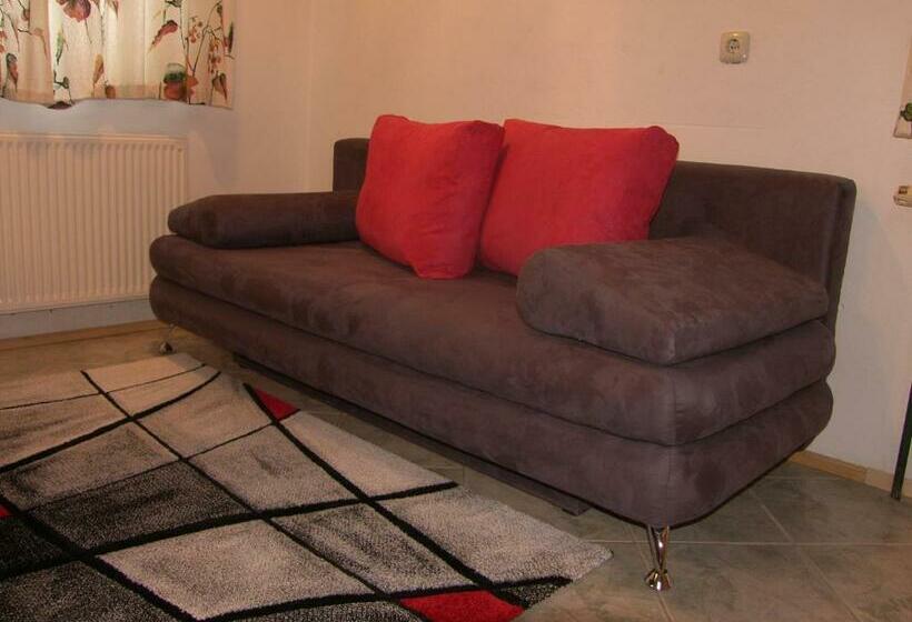 شقة غرفة واحدة, Espi Stables Ferienhof Esterhammer