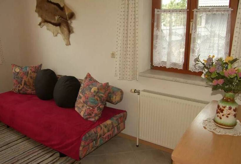 شقة غرفة واحدة, Espi Stables Ferienhof Esterhammer