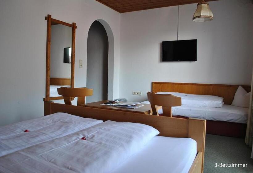 스탠다드 트리플 룸, Gasthof Panorama