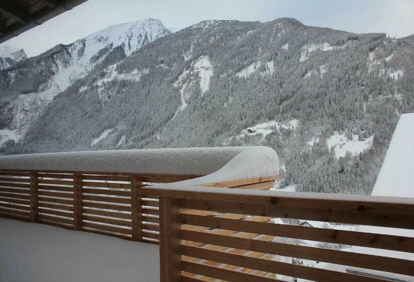 إستوديو قياسى مزودة بتراس, Haus Kirschner