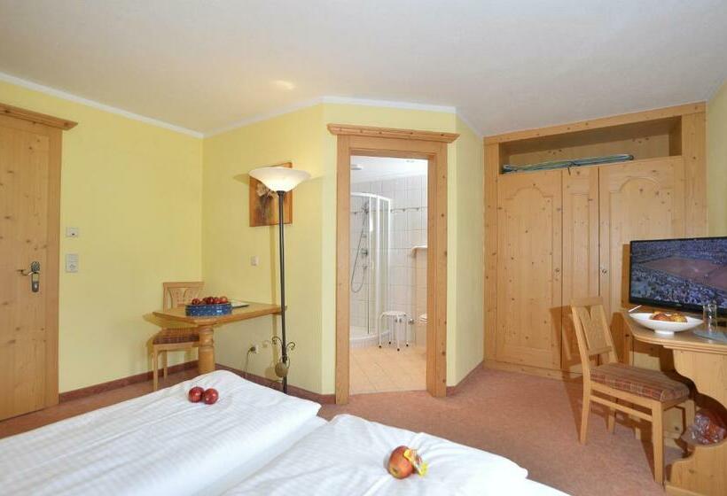 اتاق استاندارد با بالکن, Pension Und Apartments Landhaus Marie