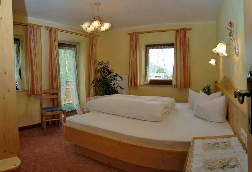 آپارتمان 1 خوابه با بالکن, Pension Und Apartments Landhaus Marie