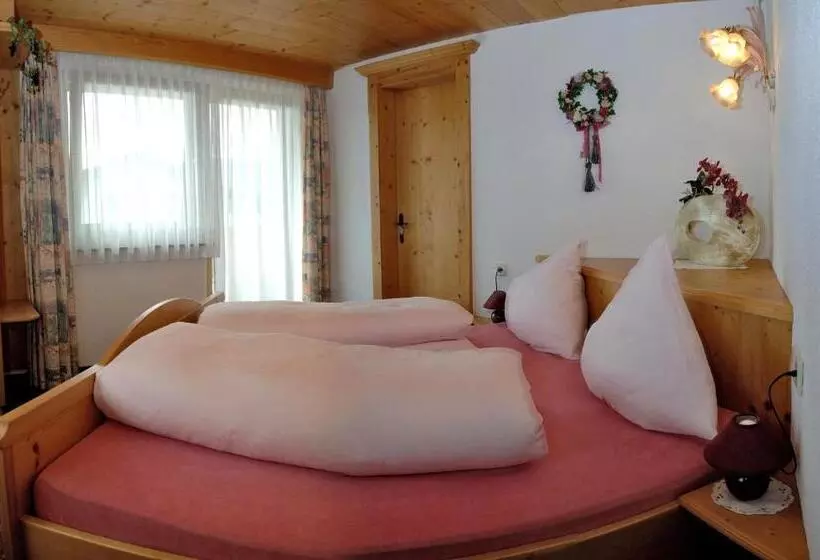バルコニー付き1ベッドルームアパートメント, Pension Und Apartments Landhaus Marie