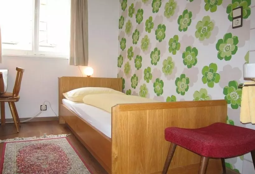 Standard Yhden Hengen Huone Jaettu Kylpyhuone, Pension Sonne Bed & Breakfast