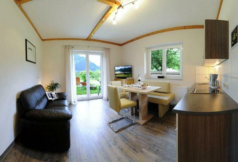 דירת שני חדרים עם מרפת, Sportpension Goldegg