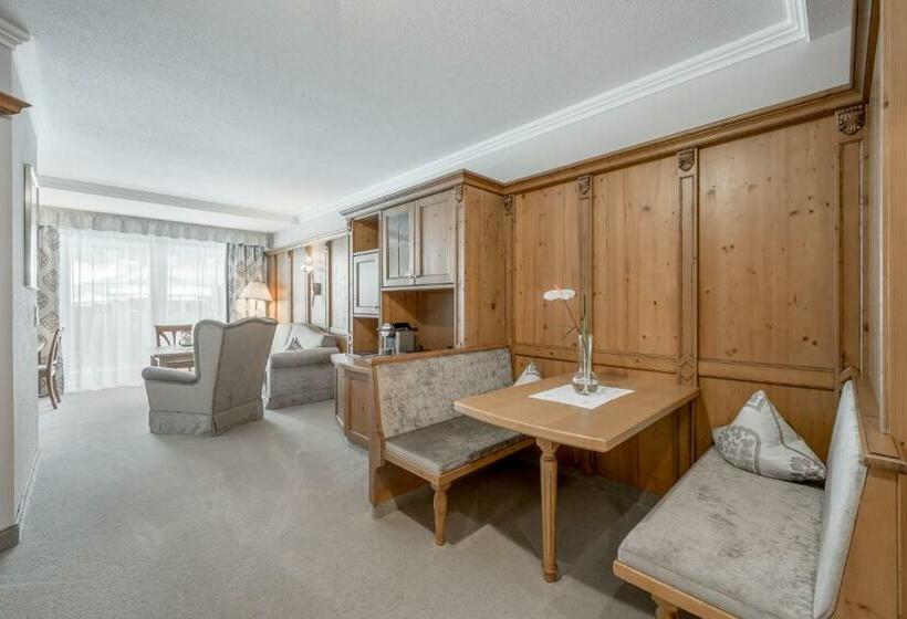 Королевский Люкс, Trofana Royal 5 Sterne Superior Resort