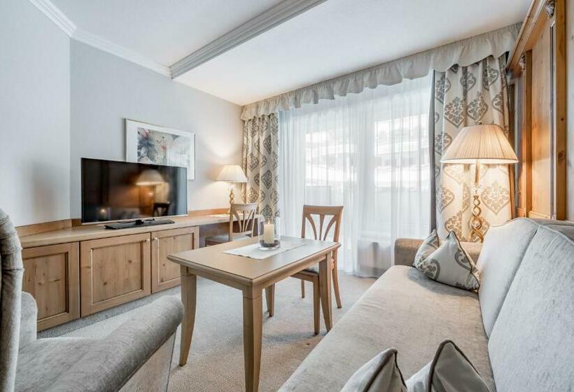 سوئیت رویال, Trofana Royal 5 Sterne Superior Resort