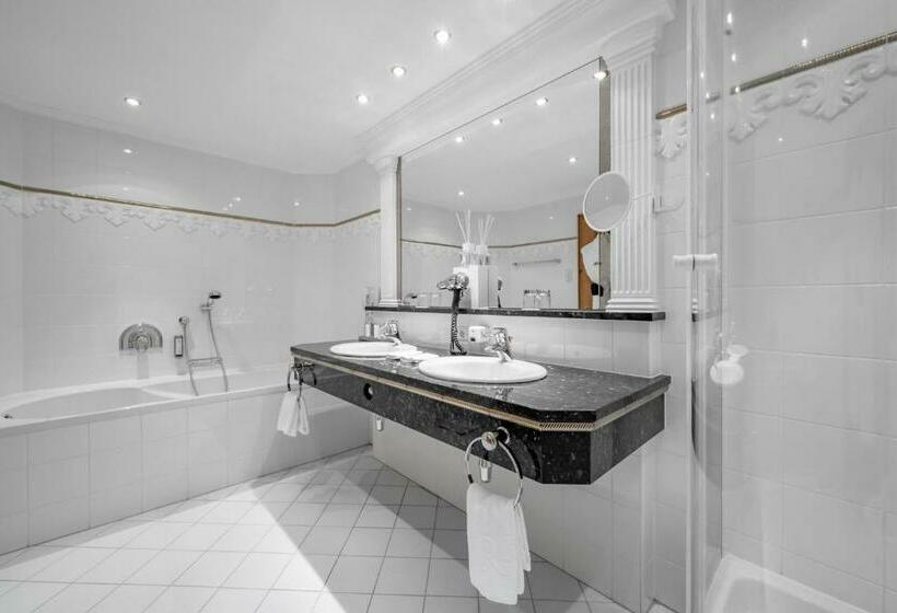 Королевский Люкс, Trofana Royal 5 Sterne Superior Resort