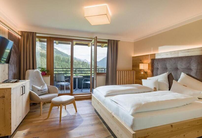 庭の見えるジュニアスイート, Waldfriede Der Logenplatz Im Zillertal