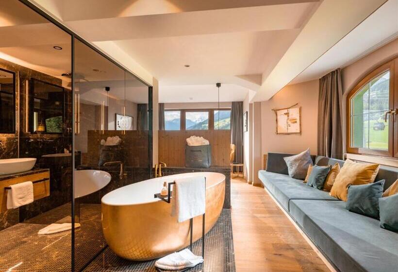 バルコニー付スイート, Waldfriede Der Logenplatz Im Zillertal