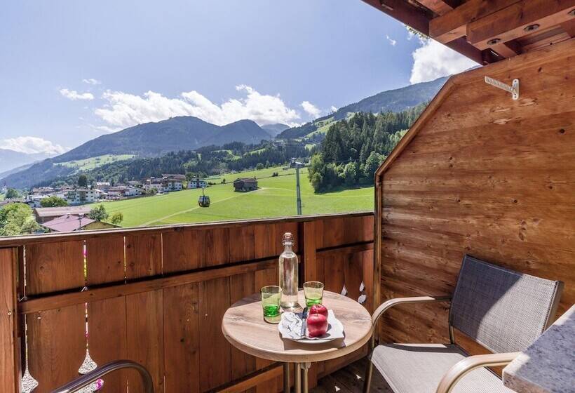 ジュニアスイート, Waldfriede Der Logenplatz Im Zillertal