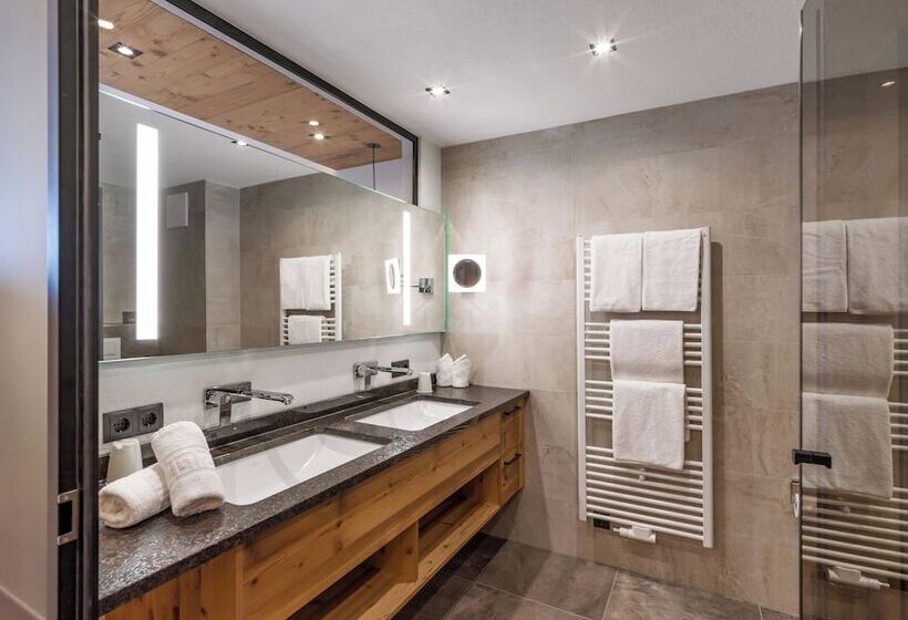 デラックスルーム, Waldfriede Der Logenplatz Im Zillertal