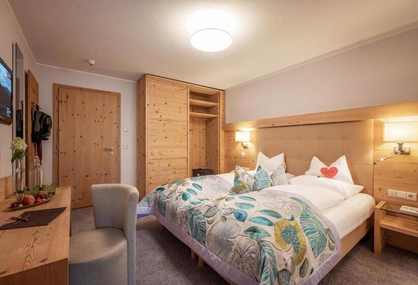 スイート, Waldfriede Der Logenplatz Im Zillertal