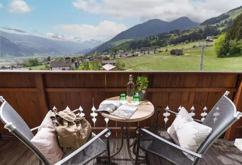 Juniorsviitti Vuoristonäkymä, Waldfriede Der Logenplatz Im Zillertal