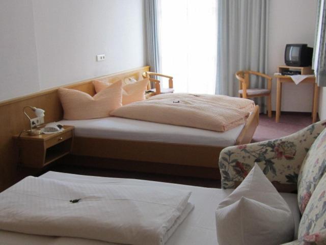 חדר סטנדרט לשלושה, Wirtshaus Zum Wiesejaggl