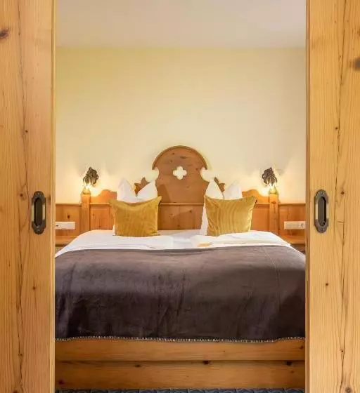 ファミリーステューディオ, Naturhotel Huettenwirt In Middle Of Nature
