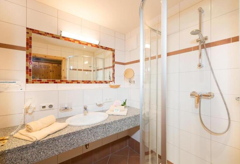 דירת משפחה, Naturhotel Huettenwirt In Middle Of Nature