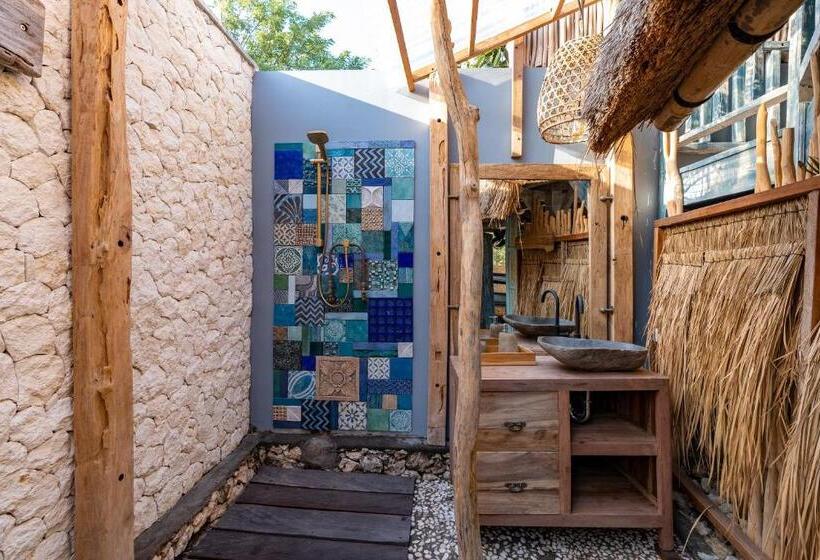 בונגלו סטנדרט עם נוף לגינה, Laguna Biru