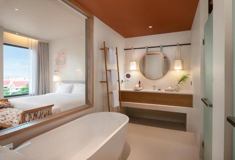 جناح جونيور, Centara Ayutthaya