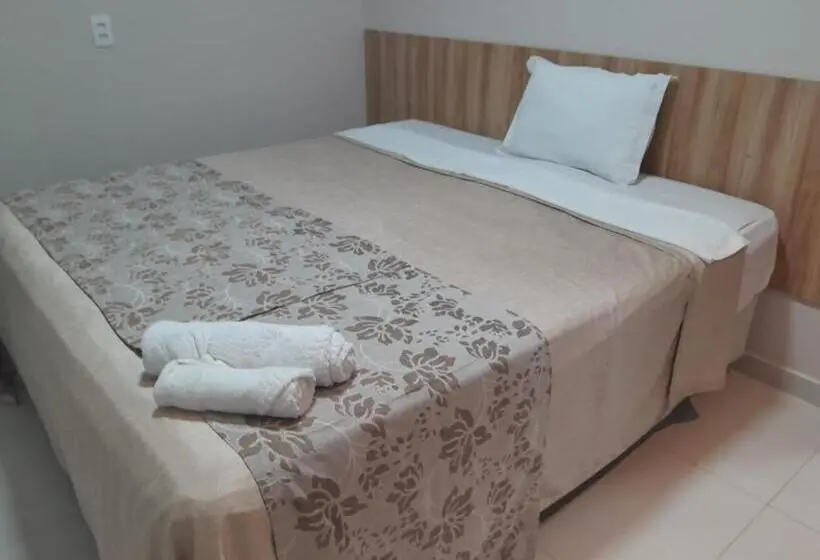 Standard Yhden Hengen Huone, Lc Palace