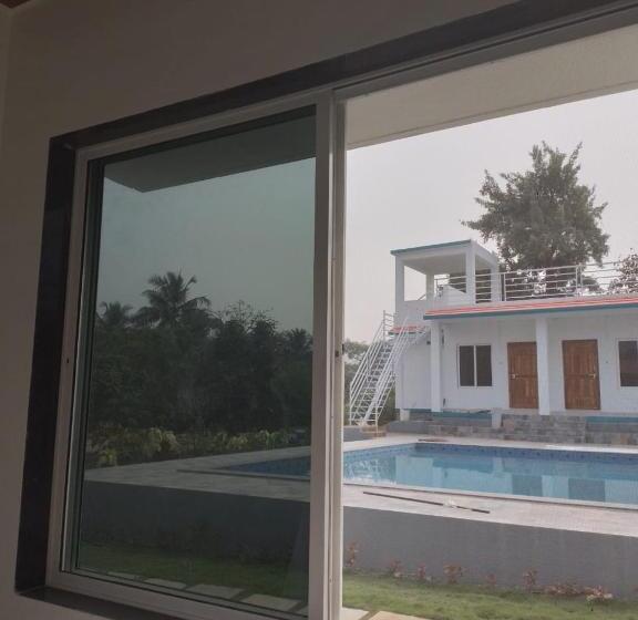 Номер Стандарт, Mohor Retreat