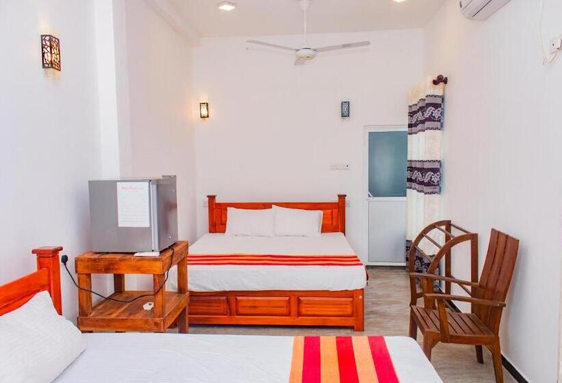 סוויטה משפחתית, Murphy Cave