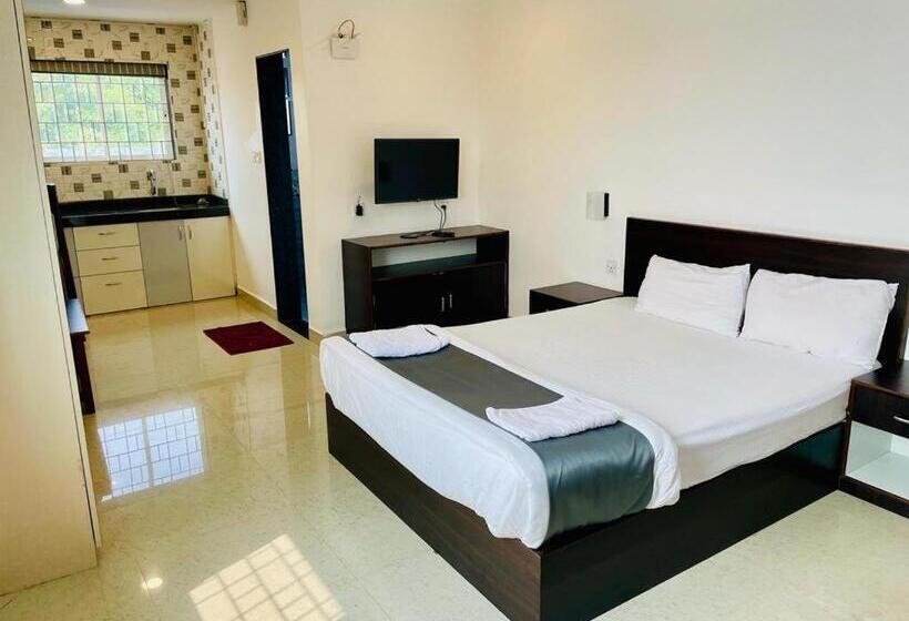 חדר דלוקס, Rsa Residency