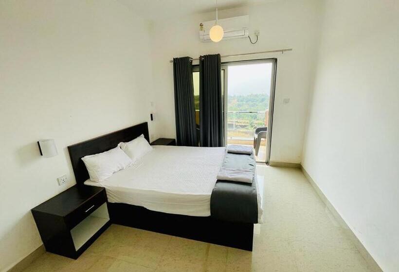 סוויטה משפחתית, Rsa Residency