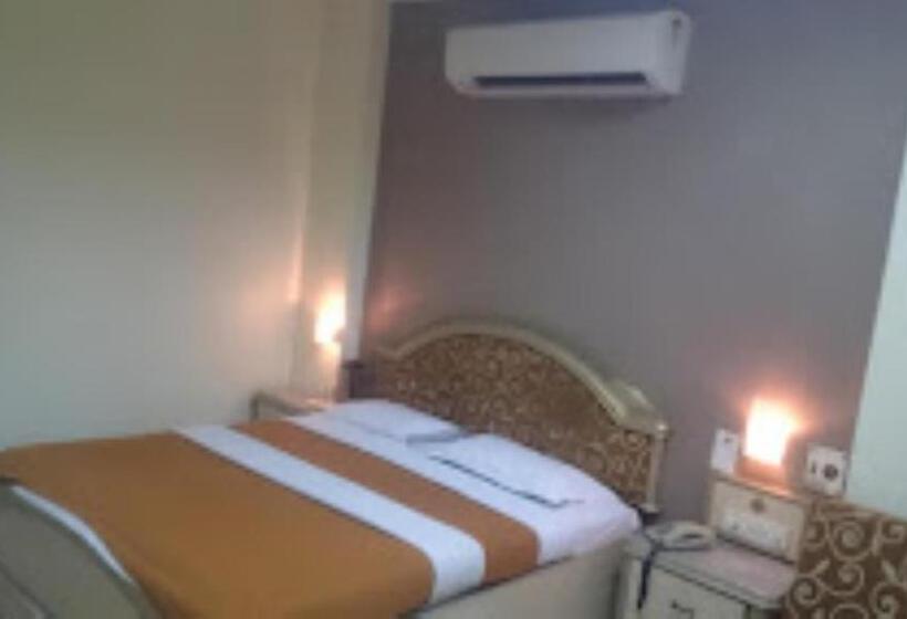 חדר דלוקס, Venus International