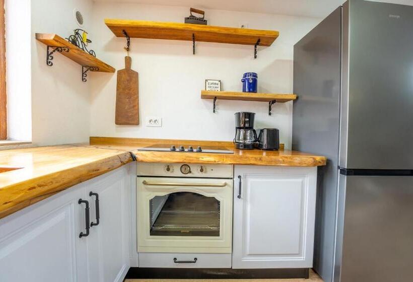 Семейный Номер, Casa Maya Transilvania